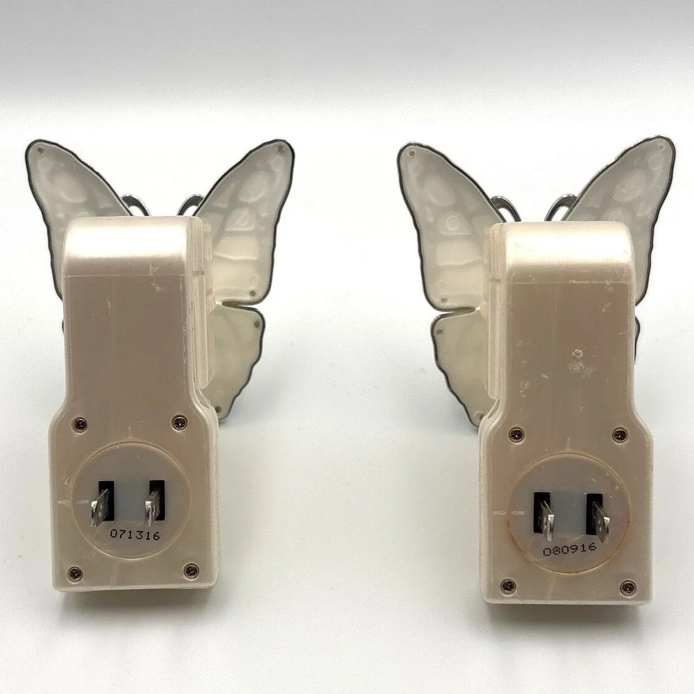 Bath & Body Works 2 Butterfly Wallflowers Set Fragrance Plug In Diffuser Silver